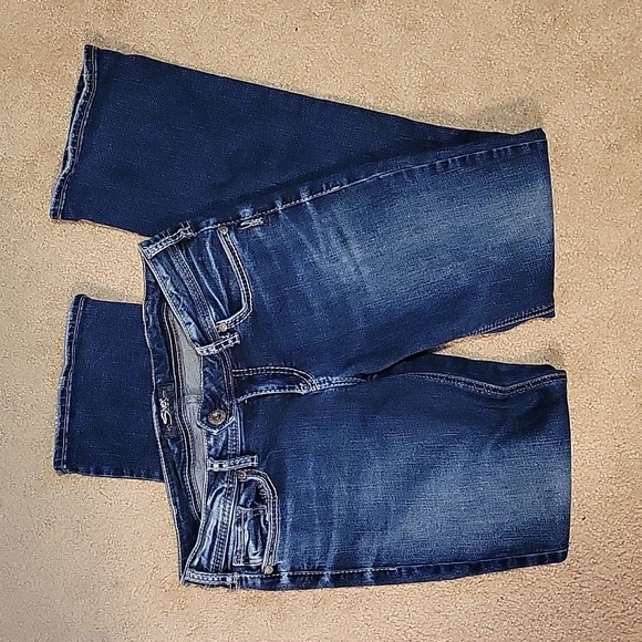 Silver Jeans Size 31/33. Tuesday slim boot. Like new, very lightly used. - Picture 1 of 7